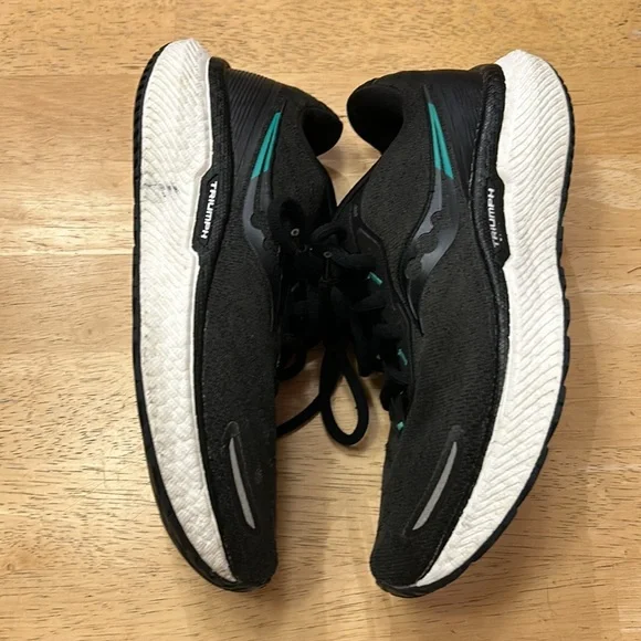 Saucony Triumph running shoes - Picture 5 of 6